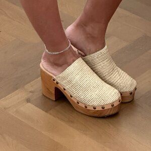 FREE PEOPLE CLAUDIA CROCHET CLOG